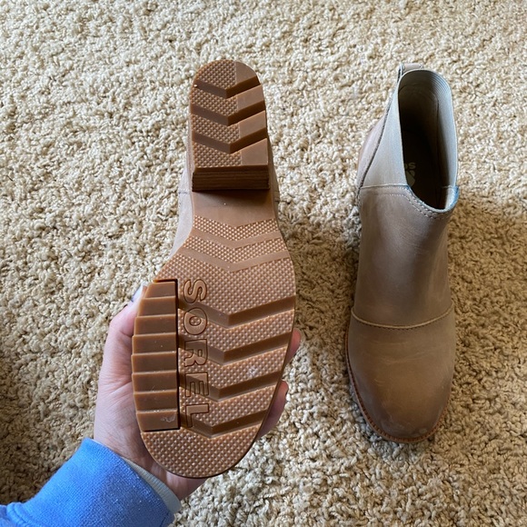 Sorel booties - Picture 7 of 7